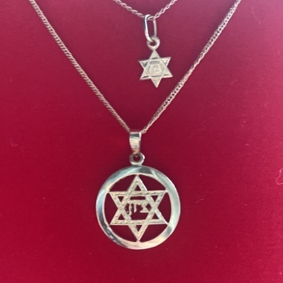 14K Yellow Gold Star Of David Pendant set Necklace - Picture 6 of 9